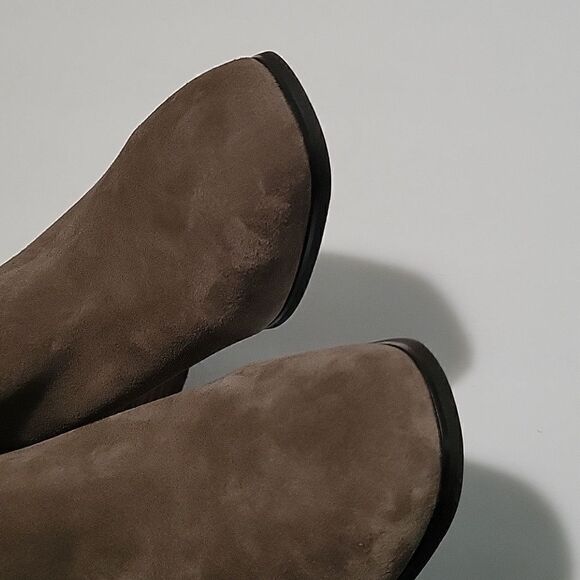 Blondo Stacked Block Heel Suede Boots - Picture 8 of 15